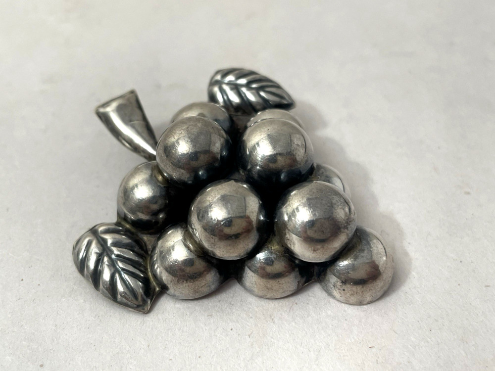 Sterling Silver Grape Cluster Brooch Mexico 925 Vintage Pin 13g